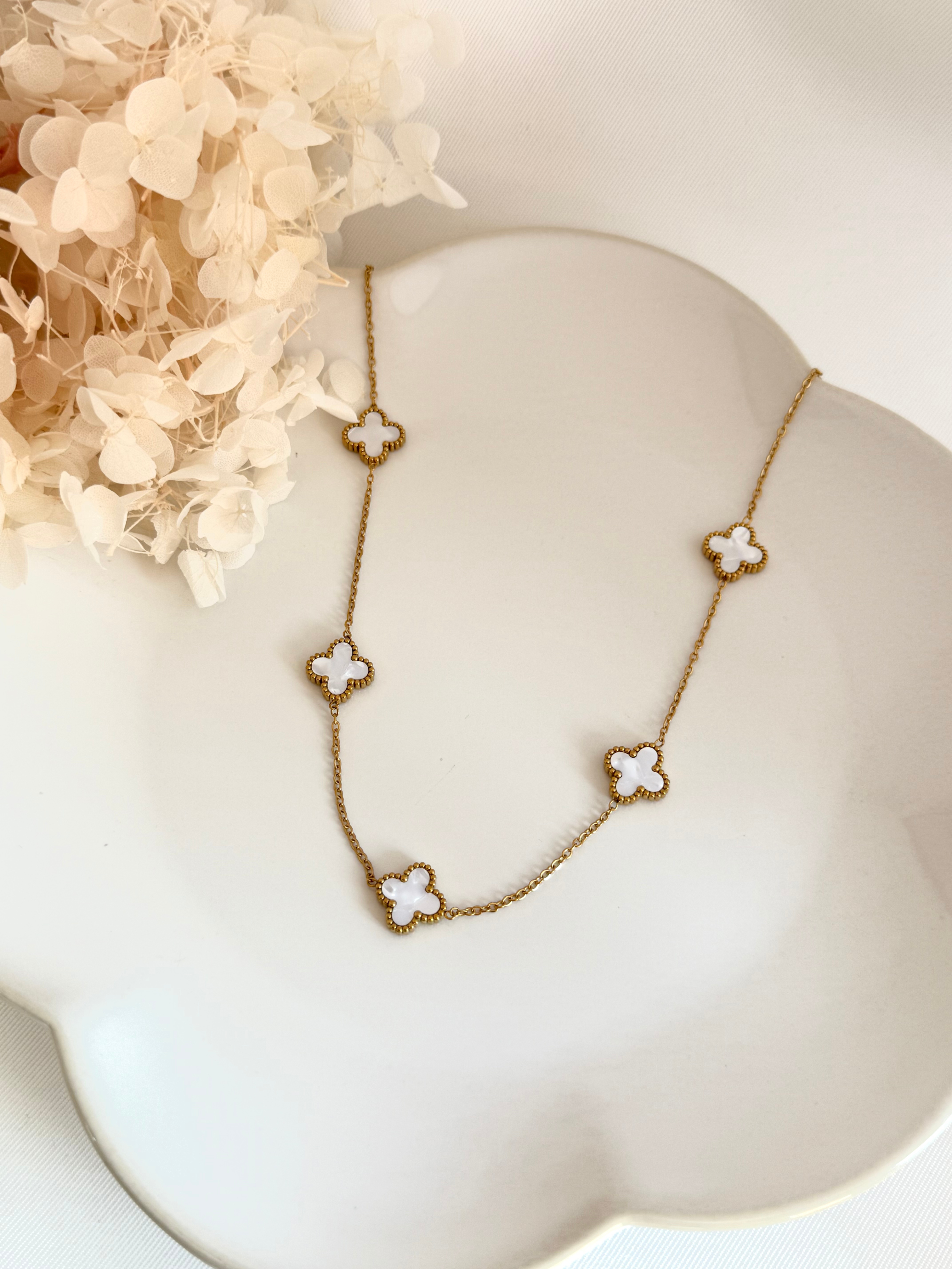 COLLAR TRÉBOL